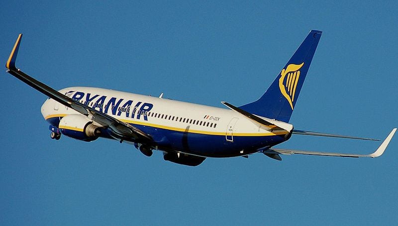 За 2016 год авиакомпанией было перевезено 106,8 млн пассажиров. Ryanair вышла на первое место по пассажирообороту в Европе, обогнав Lufthansa 