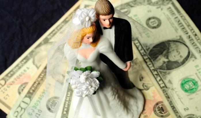 Судові історії: удаваний шлюб і розподіл майна