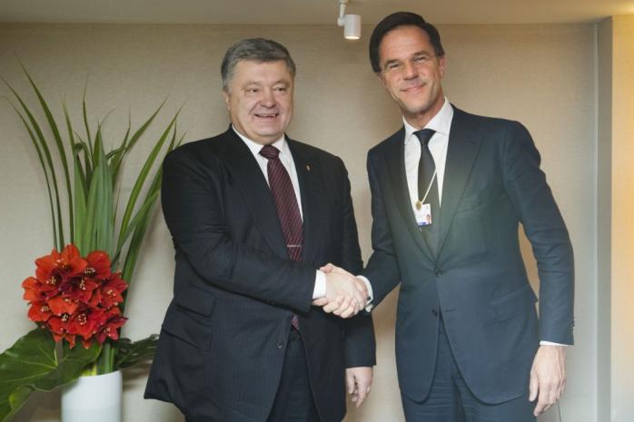 Порошенко та Рютте. Фото: president.gov.ua