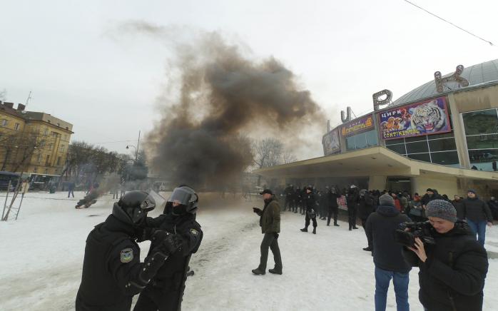 Столкновения во Львове. Фото: Львовский портал