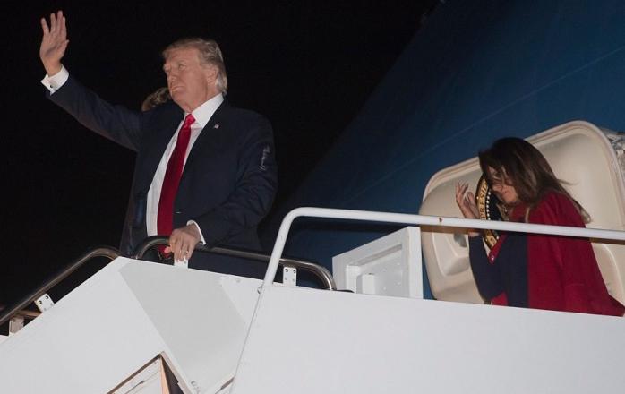 Президент США Дональд Трамп с супругой Меланией. Фото: AFP