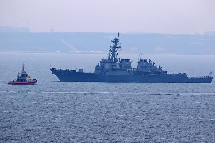 Ракетный эсминец ВМС США USS Carney. Фото: port.odessa.ua