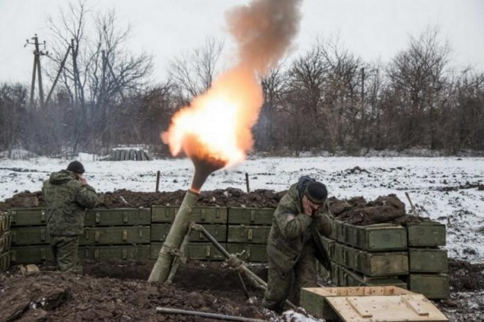 Обстріли бойовиків на Донбасі. Фото: Вголос