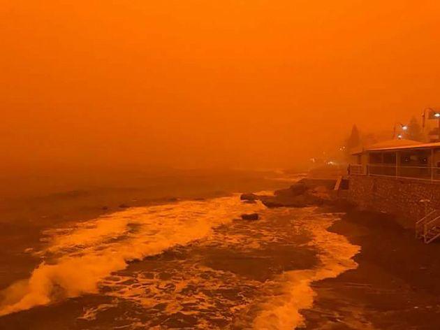 Пылевая буря превратила остров Крит в Марс (ФОТО)