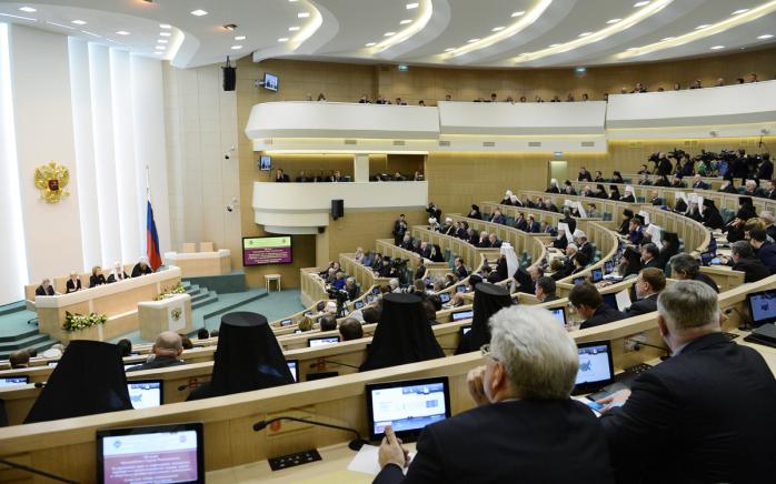 В России комитет Совета Федерации поддержал концепцию законопроекта об ответе на антироссийские санкции