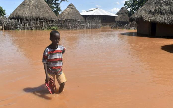 Наводнения в Кении. Фото: Буквы