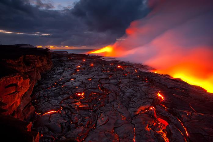 Виверження вулкана на Гаваях: лава знищила близько 30 будинків (ВІДЕО)