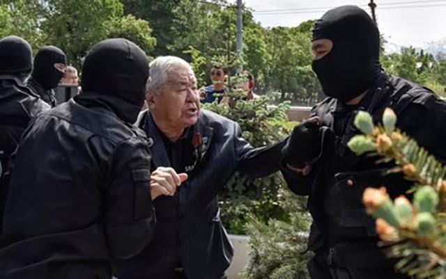 Затримання в Алмати. Фото: Reuters