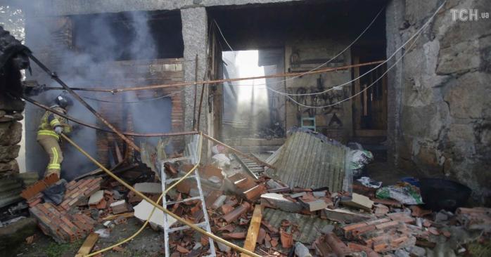 Взрыв на складе. Фото: Reuters