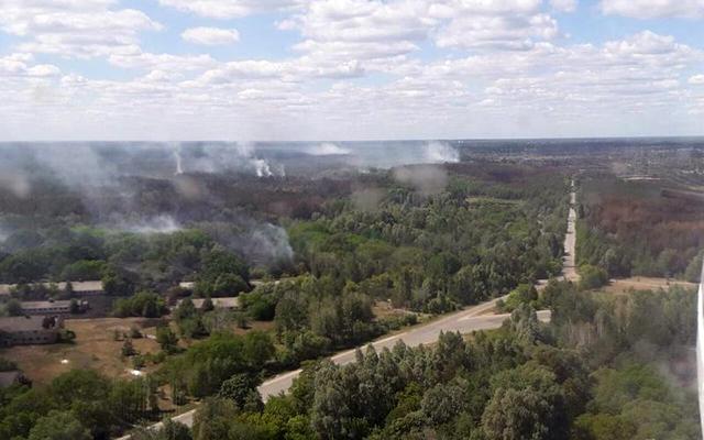Пожежа в Чорнобилі. Фото: ДСНС