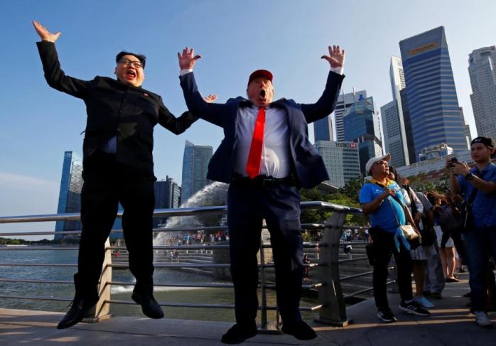 Фейковий Кім Чен Ин і Дональд Трамп. Фото: Reuters