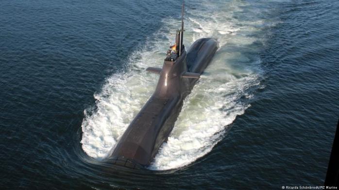 Підводний човен ВМС США типу U32, фото - PIZ