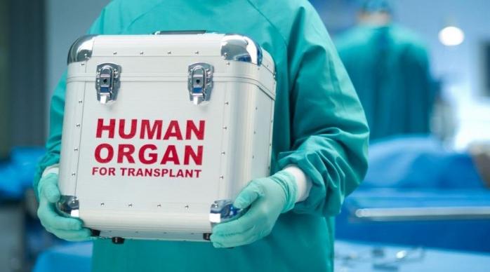 Трансплантація органів в Україні: Порошенко підписав закон про письмову згоду донорів