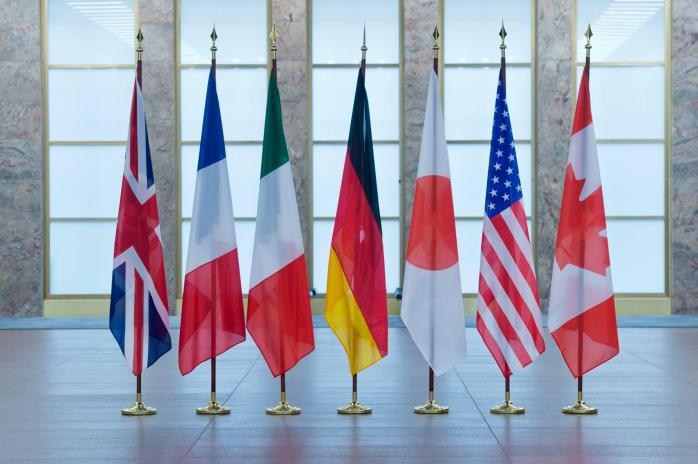 Прапори країн G7. Фото: 5 канал