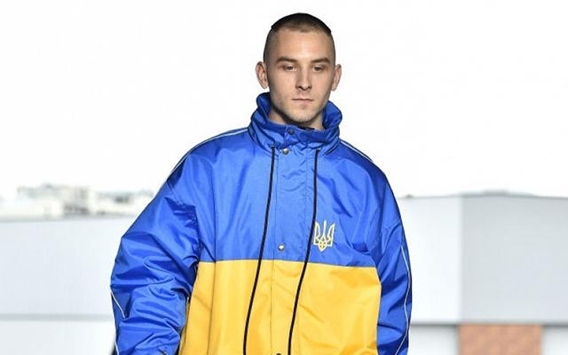 Куртка с гербом Украины. Фото: vogue.com