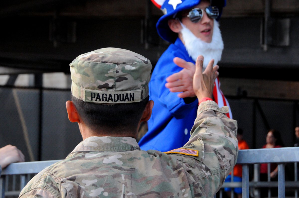 Фото: Привітання армії США