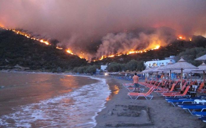 Пожежа у Греції. Фото: Twitter