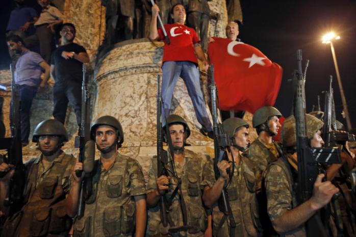 Госпереворот в Турции. Фото: varlamov.ru