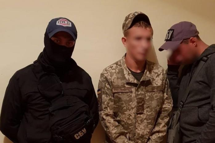 Сейчас в суд готовится представление о взятии под стражу задержанных, фото: Военная прокуратура Центрального региона Украины