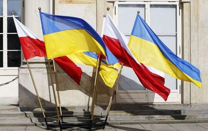 Прапори Польщі та України. Фото: www.rbc.ua