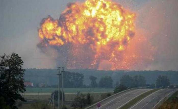 Взрывы в Ичне. Фото: Антикор