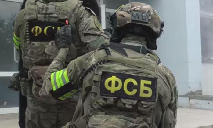 Окупанти в Криму провели обшуки в родині Куртеде, фото: «Кримська солідарність»