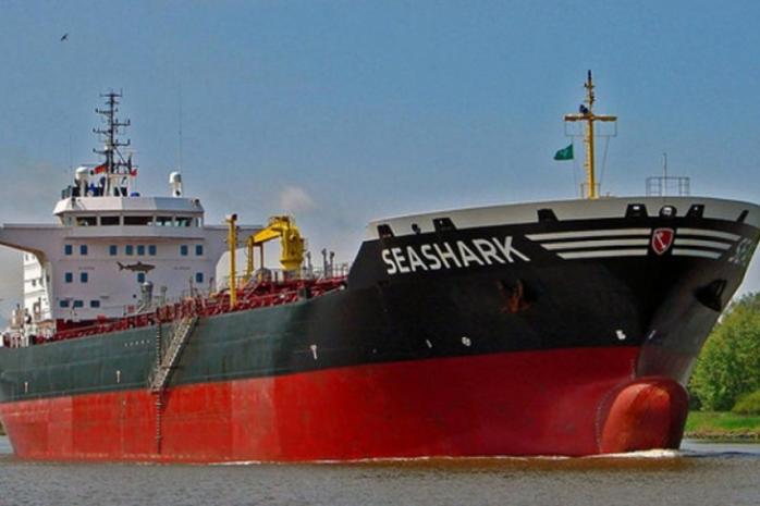 Затримання моряків у Єгипті: п'ятьом українцям дозволили зійти з танкера. ФОТО: Багнет