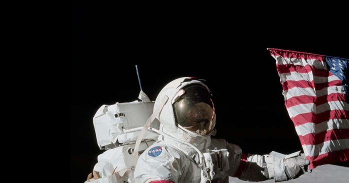 NASA возобновит полеты на Луну. Фото: New Scientist