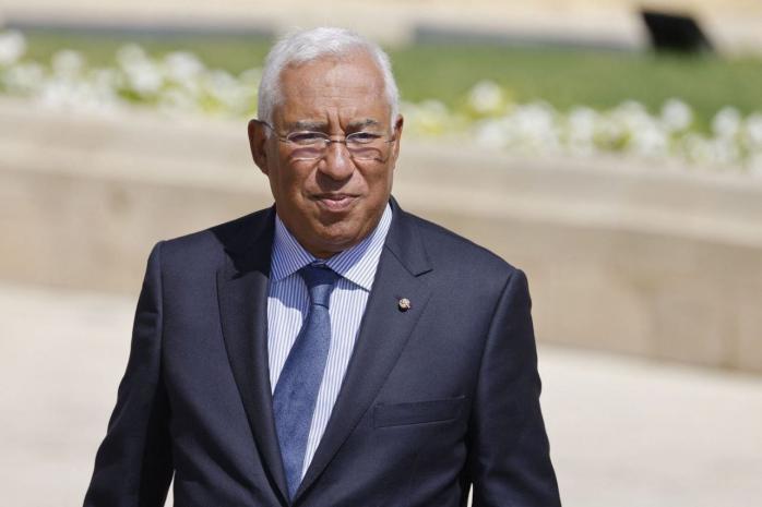 Премьера Португалии, подавшего в отставку после подозрения в коррупции, прокуратура спутала с другим министром