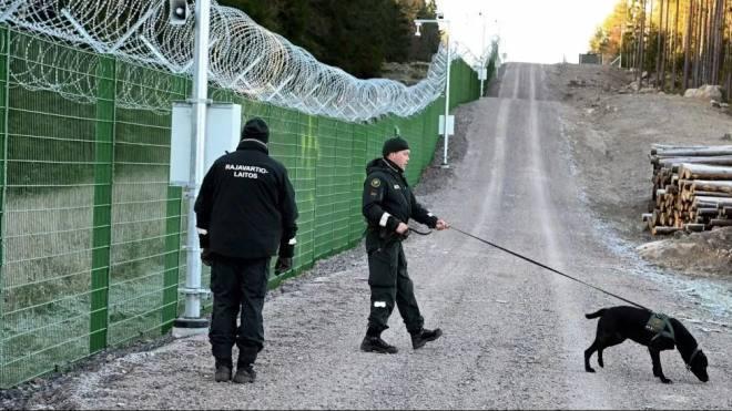 Финляндия полностью закроет четыре пункта пропуска на границе с россией