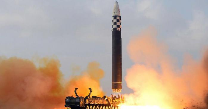 Северная Корея запустила ракету, которая может поразить любую точку США. Фото: KCNA