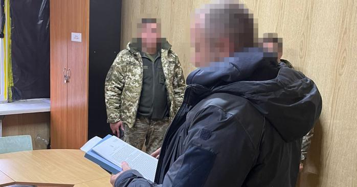Военнослужащие в Запорожье помогли избежать мобилизации 300 мужчинам. Фото: