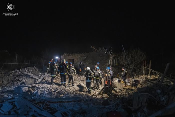 У Донецькій області на місці зруйнованого будинку знайшли тіло загиблої дитини