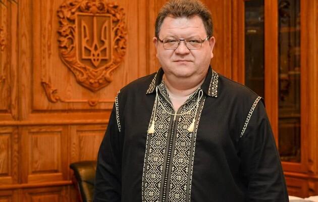 Судью Львова с паспортом рф восстановили в должности