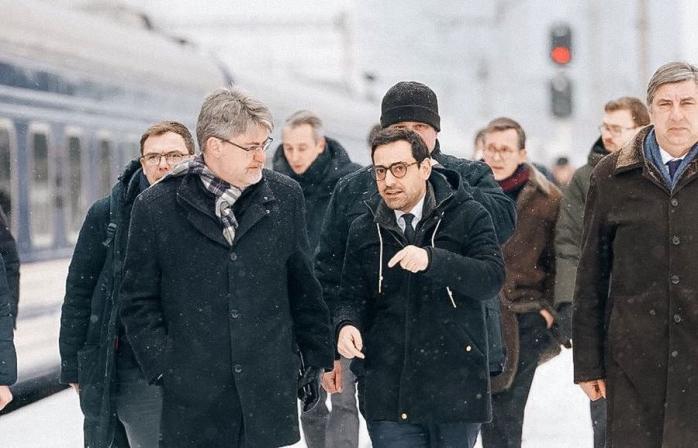  Новый глава МИД Франции Сежурне приехал в Киев