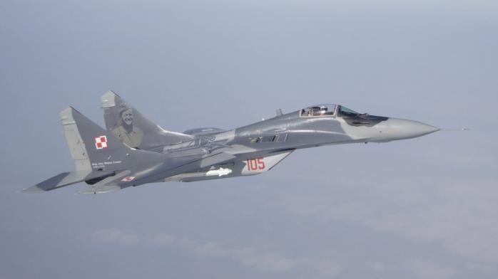 Поляки подняли пару F-16 из-за ракетных обстрелов Украины