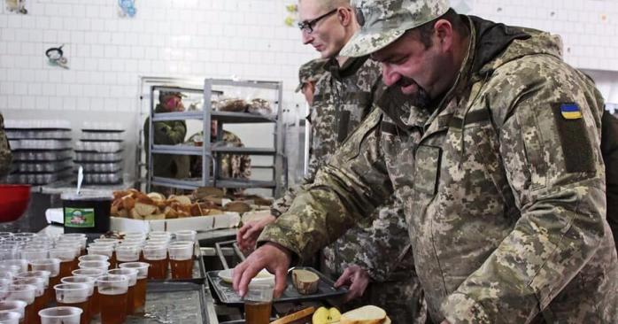 Міністерство оборони України розірвало контракт на постачання харчів із компанією Ігоря Гринкевича. Фото: 