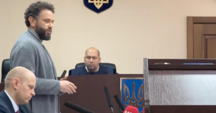 Александр Дубинский в суде, скриншот видео