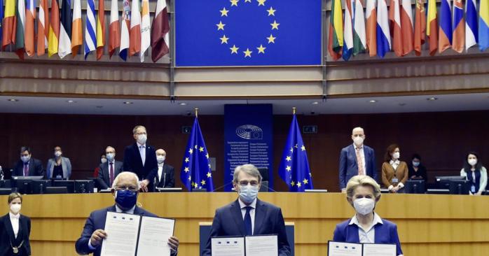 Рада ЄС ухвалила рішення щодо заморожених російських активів, фото: European Parliament 