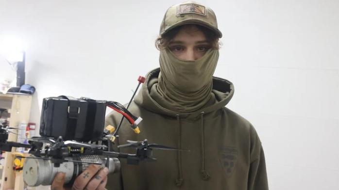 Ставший дроноводом украинский фотограф в одиночку уничтожил более 30 российских танков 