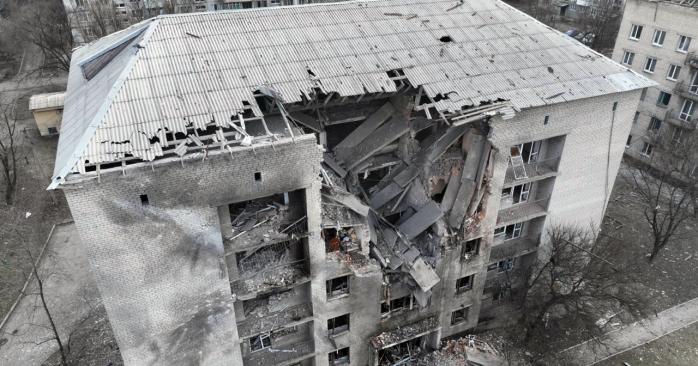 Последствия обстрелов Донбасса. Фото: ГСЧС