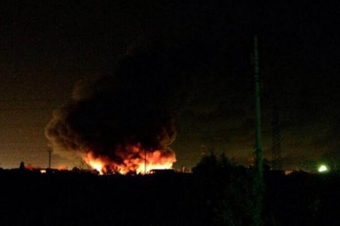Безпілотники атакували авіаційний завод у російському Таганрозі. Фото: 