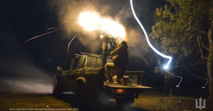 Украину ночью атаковали 32 российских «Шахеда» и шесть ракет. Фото: ОП