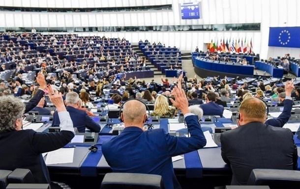 Европарламент продлил беспошлинную торговлю с Украиной, но ввел новые ограничения