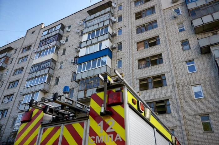  Рашисты нанесли удар по Смеле, повреждены 47 частных домов 