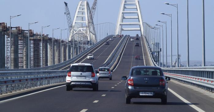 россия больше не использует Крымский мост для военных перевозок. Фото: 