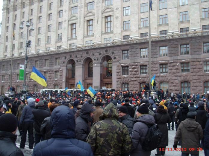 Оппозиция и общественность нашли замену Киевскому горсовету
