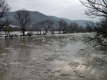 В западных регионах Украины возможен резкий подъем воды в реках