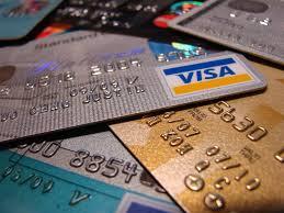Українці у 2013 році використовували 35,6 млн банківських карток