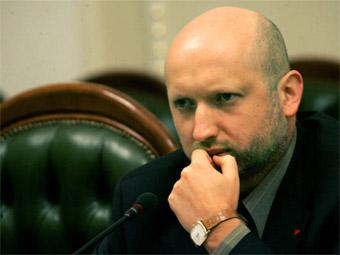 Турчинов провів нараду з в.о. міністрів та представив Авакова в МВС